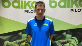Alberdi II renueva su contrato con Baiko