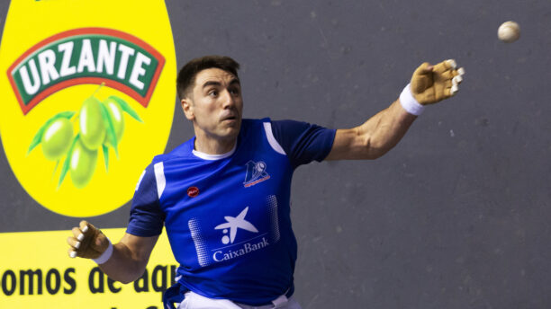 Urrutikoetxea-Albisu y P.Etxeberria-Zabaleta pelearán por un billete para la final del Torneo San Fermín