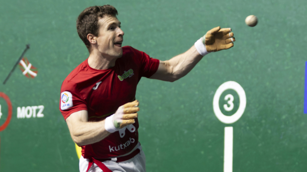 Artola sufre una fractura en el dedo