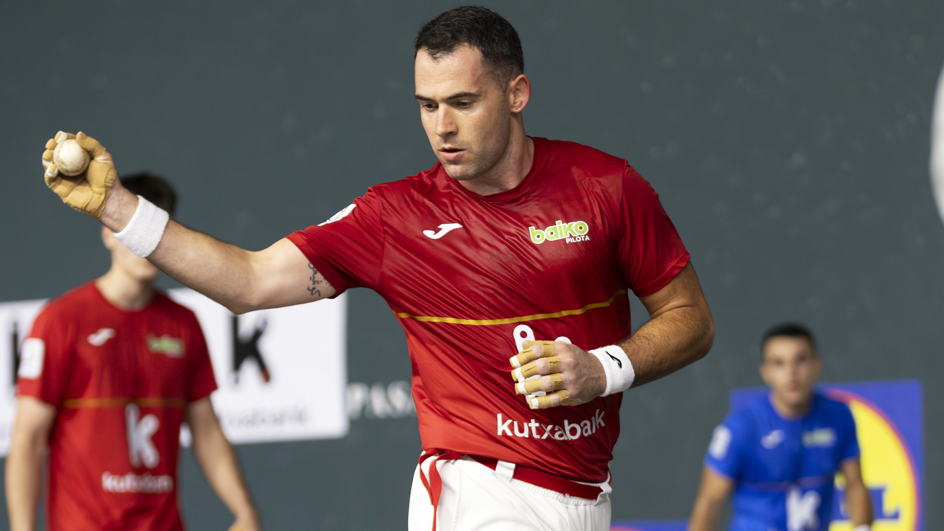 Jaka-Iztuetak laugarren puntua poltsikoratu dute