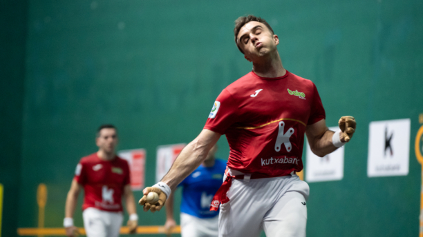 Peña II-Salaverri II.a Binakako Serie B Txapelketako finalerdietara sailkatu dira