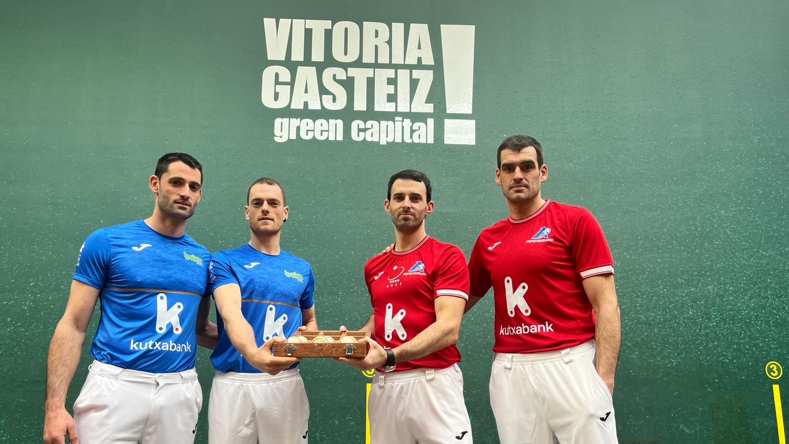 Los ganadores de la primera jornada se enfrentan este domingo en Gasteiz